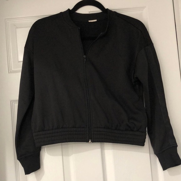 Cropped Athlectic Zip Up Jacket Size Small - Picture 1 of 8